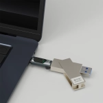 USB4 240W 数显转接头 功率显示测试器